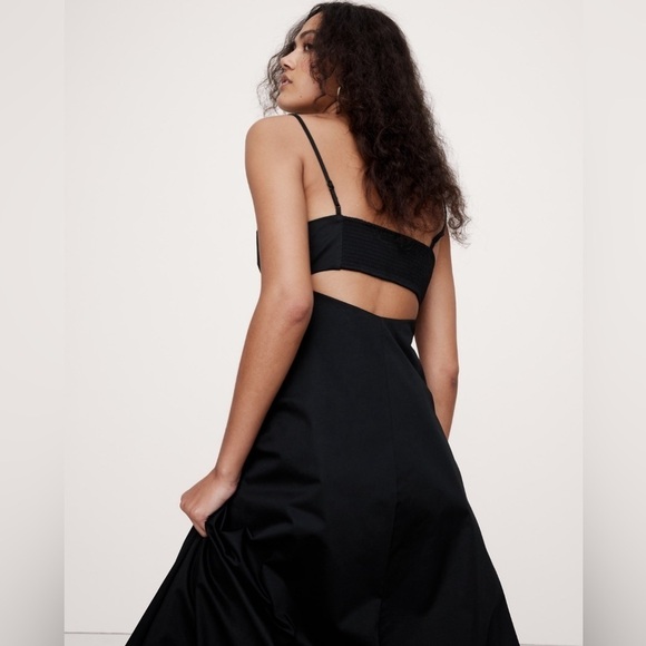 NWT! Banana Republic Black Poplin Cut-Out Maxi Dress - Multiple Sizes 🦚 - Picture 4 of 8